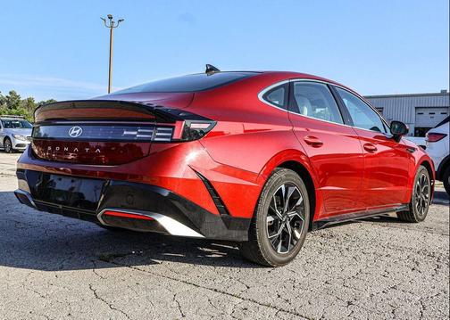 Ultimate red 2025 Hyundai SONATA SEL