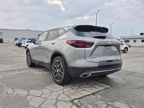 Sterling Metallic 2023 Chevrolet Blazer Premier