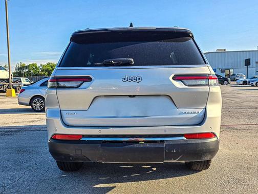 Silver Zynith 2024 Jeep Grand Cherokee L Laredo