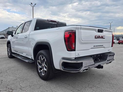 Summit White 2025 GMC Sierra 1500 SLT