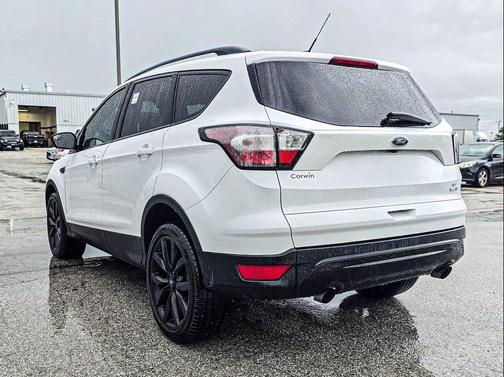 White 2018 Ford Escape SE