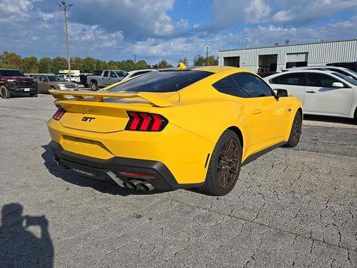 2024 Ford Mustang GT Premium