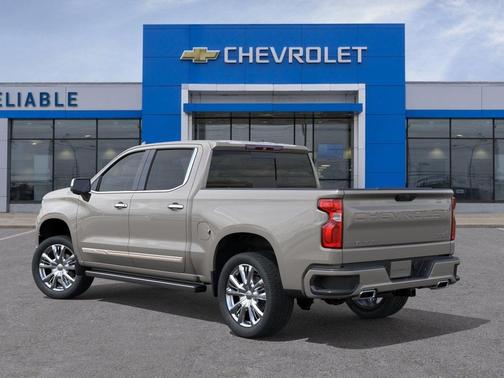 White Sands 2026 Chevrolet Silverado 1500 High Country