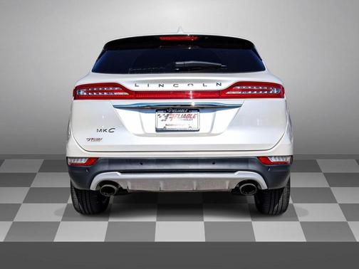 White Platinum Metallic Tri-Coat 2019 Lincoln MKC Standard