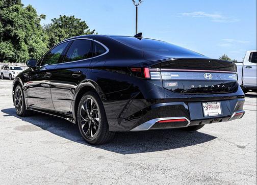 Abyss Black 2025 Hyundai SONATA SEL