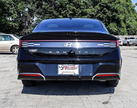 Abyss Black 2025 Hyundai SONATA SEL