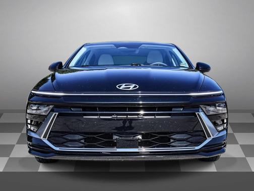Abyss Black 2025 Hyundai SONATA SEL