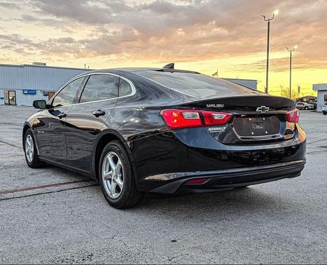 2018 Chevrolet Malibu 1LS