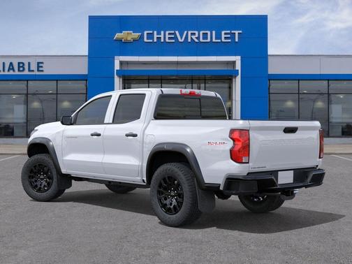 Summit White 2026 Chevrolet Colorado Trail Boss