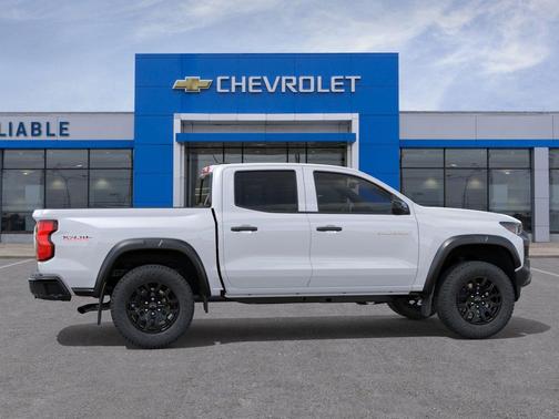 Summit White 2026 Chevrolet Colorado Trail Boss