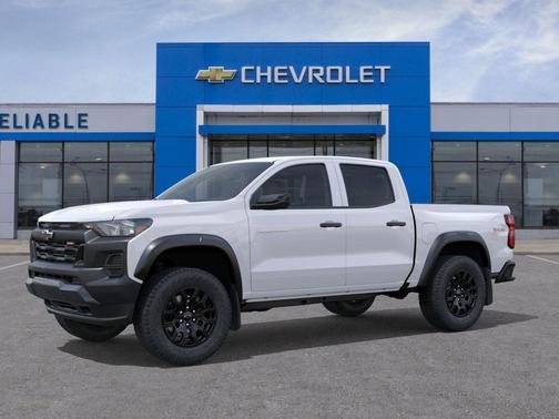 Summit White 2026 Chevrolet Colorado Trail Boss