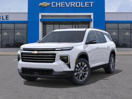 Summit White 2026 Chevrolet Traverse LT