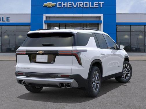 Summit White 2026 Chevrolet Traverse LT