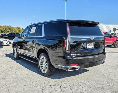 2023 Cadillac Escalade ESV Premium Luxury