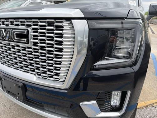 Midnight Blue Metallic 2023 GMC Yukon Denali