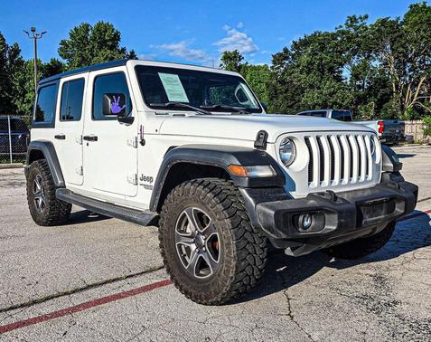 White 2018 Jeep Wrangler Unlimited Sport