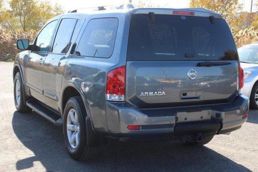 2013 Nissan Armada SV