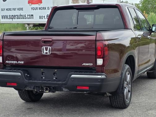 Deep Scarlet Pearl 2020 Honda Ridgeline RTL-E AWD