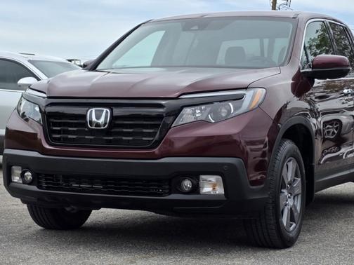Deep Scarlet Pearl 2020 Honda Ridgeline RTL-E AWD