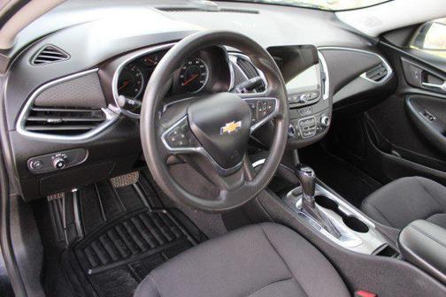 2020 Chevrolet Malibu FWD LT