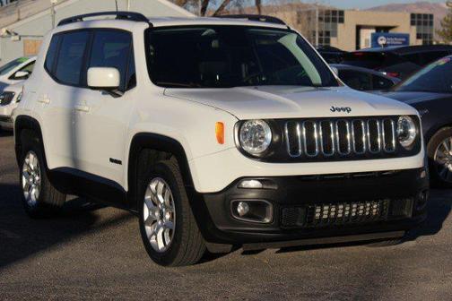 Alpine White 2018 Jeep Renegade Latitude SUV