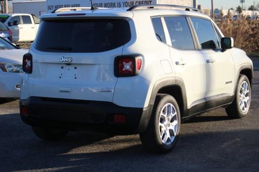 2018 Jeep Renegade Latitude FWD