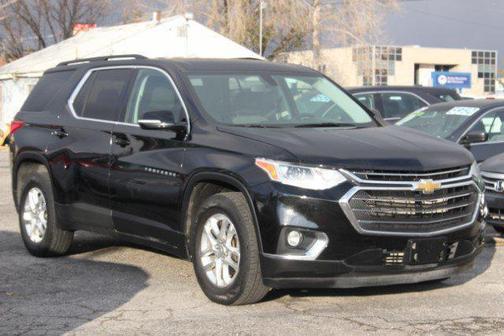Mosaic Black Metallic 2020 Chevrolet Traverse LT Cloth SUV