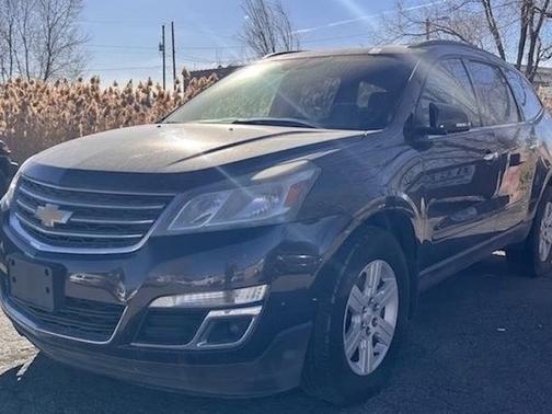 Tungsten Metallic 2014 Chevrolet Traverse AWD 4dr LT w/1LT