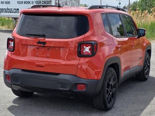 Omaha Orange Clearcoat 2020 Jeep Renegade Altitude FWD