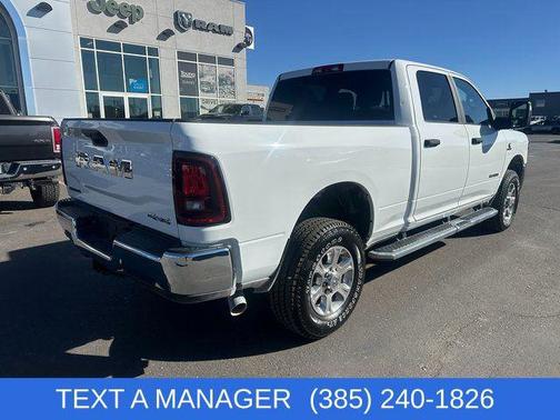 2023 RAM 3500 Big Horn Crew Cab 4x4 8' Box