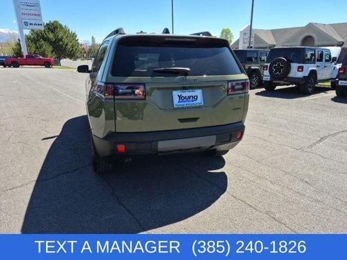 '41 2026 Jeep Cherokee Laredo 4x4