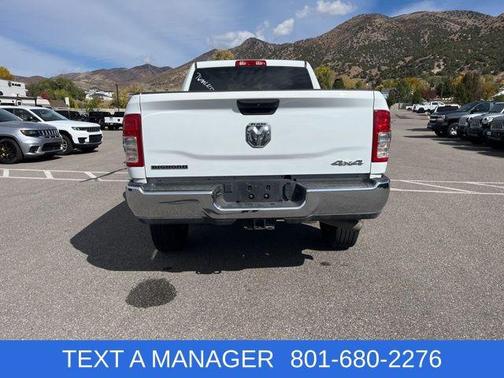 Bright White Clearcoat 2024 RAM 2500 Big Horn Crew Cab 4x4 6'4' Box