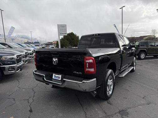 2024 RAM 2500 Tradesman Crew Cab 4x4 6'4' Box