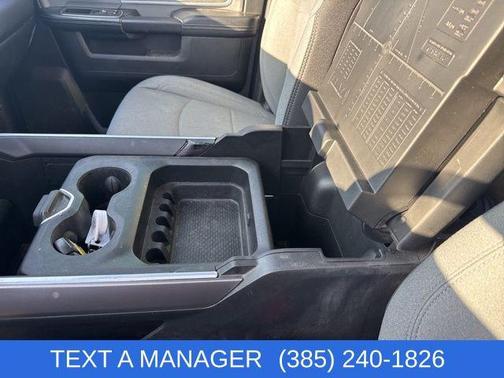 2023 RAM 3500 Big Horn Crew Cab 4x4 8' Box