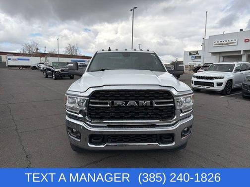 2023 RAM 3500 Big Horn Crew Cab 4x4 8' Box