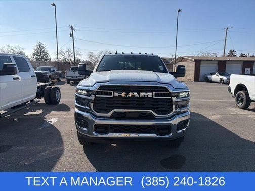 2026 RAM 2500 Tradesman Crew Cab 4x4 8' Box
