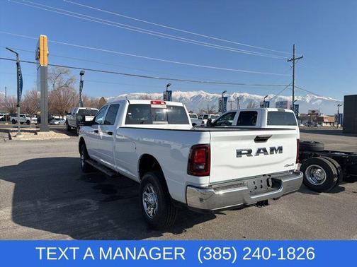 2026 RAM 2500 Tradesman Crew Cab 4x4 8' Box