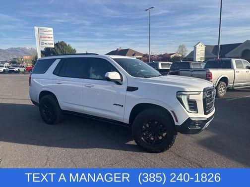 2025 GMC Yukon 4WD AT4