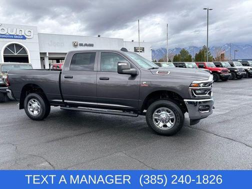 2026 RAM 2500 Tradesman Crew Cab 4x4 6'4' Box