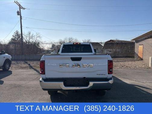 2026 RAM 2500 Tradesman Crew Cab 4x4 8' Box