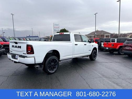 Bright White Clearcoat 2026 RAM 2500 Big Horn Crew Cab 4x4 8' Box