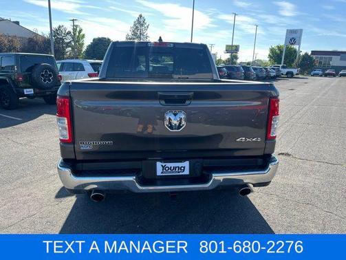 Granite Crystal Metallic Clearcoat 2022 RAM 1500 Big Horn/Lone Star
