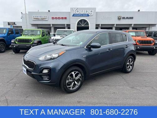 Pacific Blue 2022 Kia Sportage LX