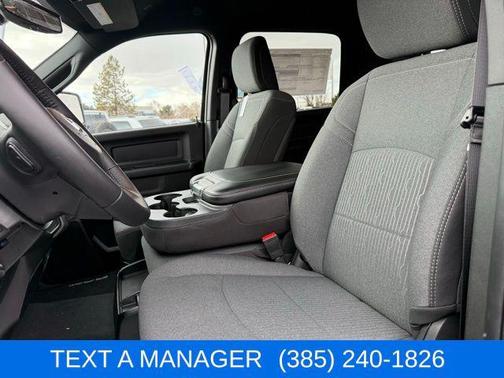 2024 RAM 2500 Tradesman Crew Cab 4x4 6'4' Box