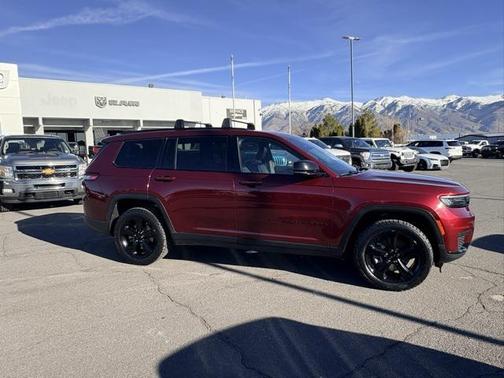 2022 Jeep Grand Cherokee L Altitude
