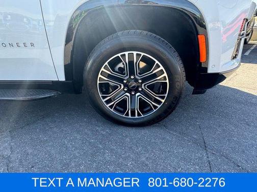 Bright White Clearcoat 2026 Jeep Grand Wagoneer 4x4
