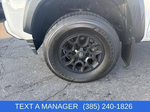 2023 Toyota Tacoma SR5