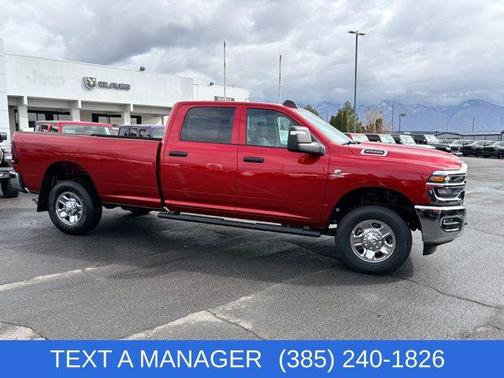 2026 RAM 2500 Tradesman Crew Cab 4x4 8' Box