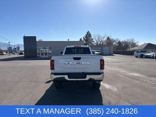 2026 RAM 2500 Tradesman Crew Cab 4x4 8' Box