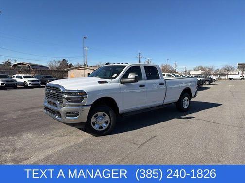 2026 RAM 2500 Tradesman Crew Cab 4x4 8' Box